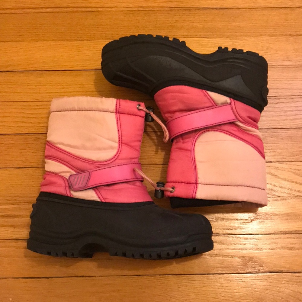 Girls Size 5 Snow Boots